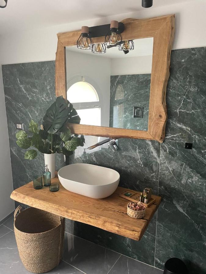 Aurora Luxury Rooms Affittacamere Napoli Bagian luar foto